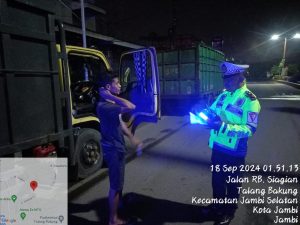 Ditlantas Polda Jambi dan Jajaran Kembali Tindak Tegas Pelanggaran Angkuta Batu Bara.