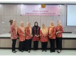 Ketua Dharma Wanita (DW) Kabupaten Muaro Jambi, Supriati Budhi,Hadiri acara Pertemuan Rutin dan halal bihalal
