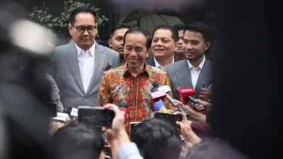 Jokowi Laporkan 5 Orang Terkait Tuduhan Ijazah Palsu, Ini Inisialnya