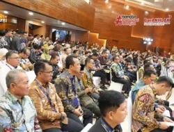 Bupati Muaro Jambi Hadiri SPM Award 2025: Komitmen Tingkatkan Layanan Dasar Masyarakat