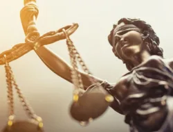 MENAKAR KADAR KESADARAN HUKUM PEMERINTAH