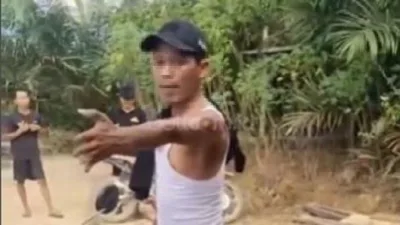 Viral Jambi: Pria Arogan Tantang Aparat dan Maki Presiden Saat Penertiban Sumur Minyak Ilegal