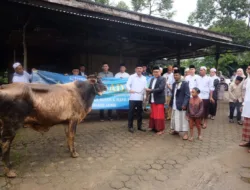 Wakil Bupati Junaidi Mengajak Masyarakat Untuk Menjadikan Hari Raya Idul Adha 1446 H sebagai Momentum Saling Berbagi