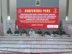 Gunungan Uang Rp11,8 Triliun Disita Kejagung, Bongkar Skandal CPO Terbesar Sejarah RI!