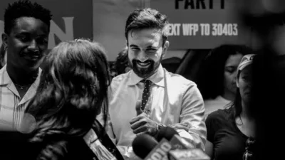 Zohran Mamdani Menang Primari Demokrat, Selangkah Lagi Jadi Wali Kota Muslim Pertama New York