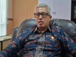 Kepala BPKAD Muaro Jambi Alias, SH., MH., mengikuti Zoom Meeting Bersama Kementrian Dalam Negeri Tito Karnavian : Membahas Pengendalian inflasi dan Cuaca Ekstrem