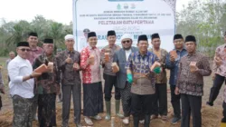 Bupati Muaro Jambi Letakkan Batu Pertama Pembangunan Ponpes Raudlotul Muluk Kemingking Dalam