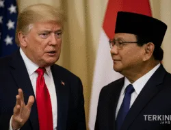 Indonesia Tak Perlu Jadi Pengemis! Trump Ancam Tarif 32%, Tapi Minta RI Bangun Pabrik di AS