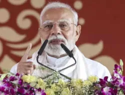 India Tak Gentar Ditekan Trump: Tolak Tarif 25 Persen dan Tetap Beli Minyak Rusia