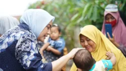 Ketua TP-PKK Muaro Jambi Kunjungi Posyandu Balita di Desa Sebapo: Tekad Tuntaskan Stunting