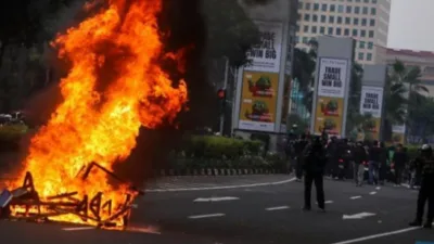 Solidaritas Nasional Pecah di 11 Kota Usai Driver Ojol Tewas Dilindas Brimob—Aparat Diminta Bertanggung Jawab