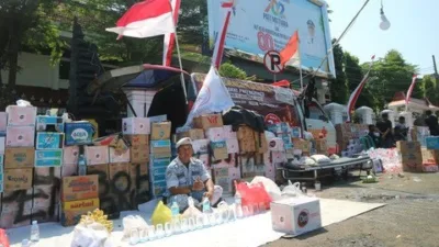 Aksi Besar Aliansi Masyarakat Pati Bersatu Tetap Jalan 13 Agustus, Donasi Logistik Membanjir