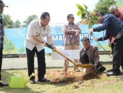 Bupati Muaro Jambi BBS Hadiri Penanaman Pohon Peringatan HUT RRI ke-80