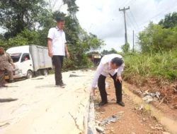 Bupati Muaro Jambi Tinjau Proyek Jalan Rigit Beton: Tekankan Mutu agar Dampak Ekonomi Maksimal