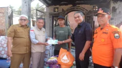 Pemkab Muaro Jambi Bergerak Cepat, Wabup Junaidi Salurkan Bantuan untuk Korban Kebakaran di Kasang Pudak