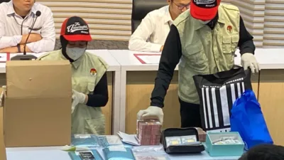 Konferensi Pers KPK terhadap Kasus Operasi Tangkap Tangan (OTT) Direktorat Jenderal Pajak (DJP) Kantor Wilayah Jakarta Utara, (Dok Humas KPK).