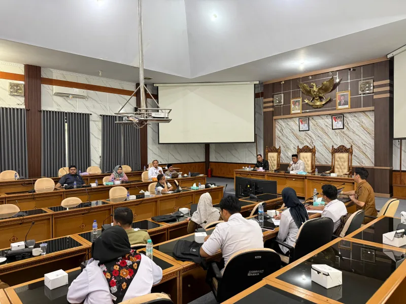 Dewan Perwakilan Rakyat Daerah (DPRD) Muaro Jambi menilai banyak prosedur operasional standar (SOP) yang diabaikan dalam pelaksanaan Program Makanan Bergizi (MBG).