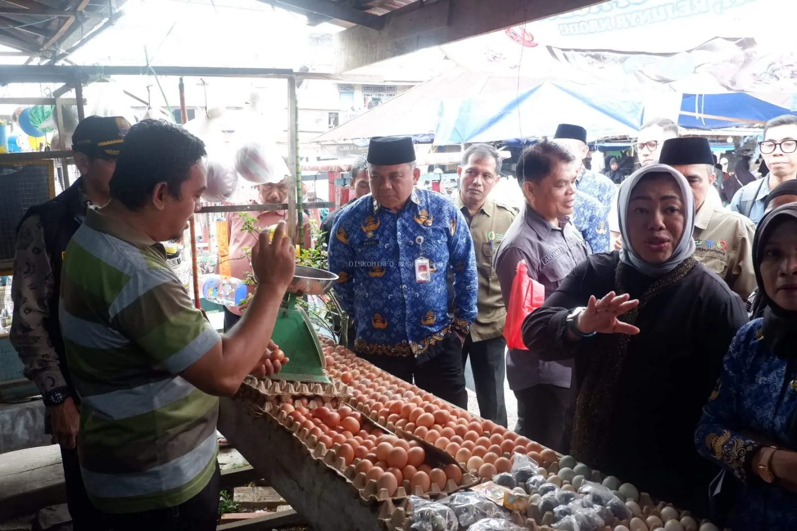 Satgas Pangan Badan Pangan Nasional (Bapanas) bersama Pemerintah Kabupaten Muaro Jambi melakukan inspeksi mendadak (sidak) di Pasar Sengeti