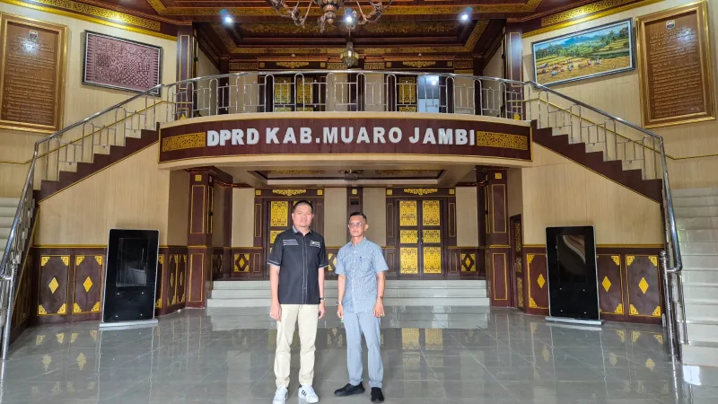 Wakil Ketua II DPRD Batanghari M Firdaus saat melakukan studi banding ke DPRD Muaro Jambi.