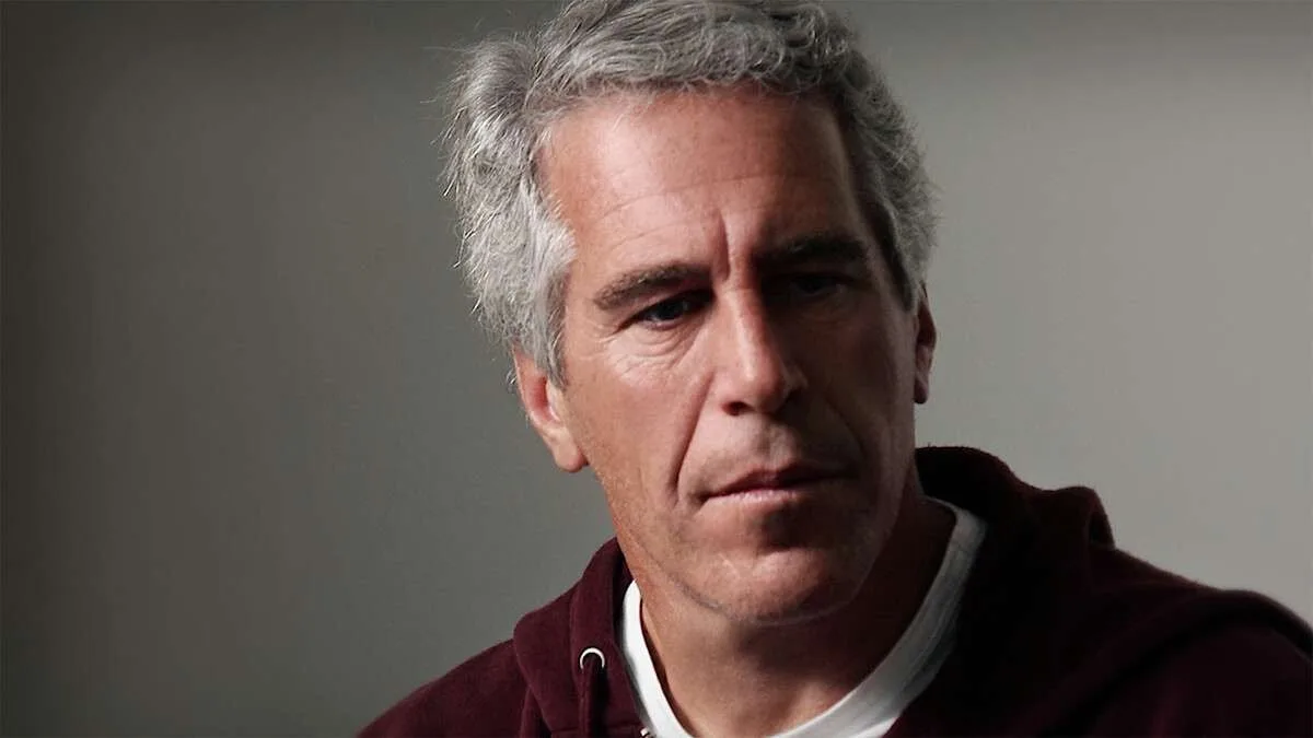 Epstein Files, dan disebut sebagai pembukaan arsip terbesar sepanjang sejarah kasus Epstein. Dampaknya pun langsung terasa, memicu gelombang kontroversi global dan perdebatan sengit di ruang publik internasional.