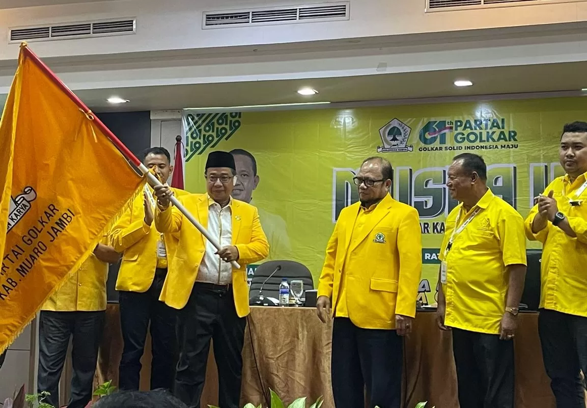 Asikin ditetapkan sebagai Ketua DPD Partai Golkar Kabupaten Muaro Jambi. Penetapan tersebut berlangsung dalam forum Musda yang digelar di Hotel Ratu, Kota Jambi,