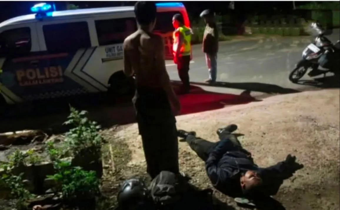 Aksi kejahatan jalanan kembali mengguncang wilayah Kabupaten Bekasi. Seorang anggota kepolisian menjadi korban pembegalan saat melintas di kawasan Cikarang Utara.