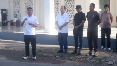 Jajaran Pemerintah Kabupaten Muaro Jambi bergerak cepat menyukseskan program pusat dengan melaksanakan gotong royong massal dalam rangka Gerakan Nasional Indonesia ASRI