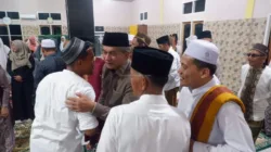 Wabup Muaro Jambi Junaidi H Mahir Safari Ramadhan di Desa Danau Kedap, Salurkan Bantuan untuk Masjid