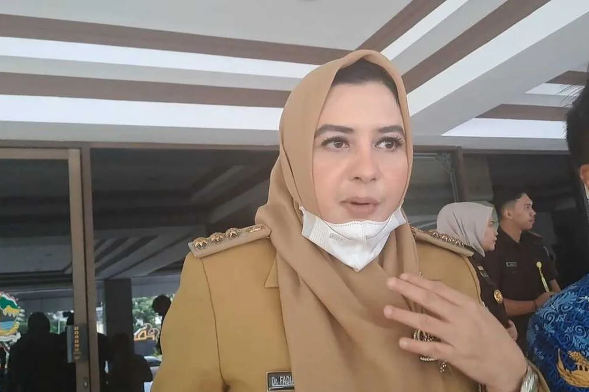 Komisi Pemberantasan Korupsi (KPK) mengamankan Bupati Pekalongan, Fadia Arafiq, dalam operasi tangkap tangan (OTT) yang digelar di wilayah Jawa Tengah