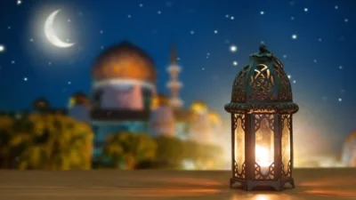Malam Lailatul Qadr merupakan salah satu malam yang paling istimewa dalam ajaran Islam.