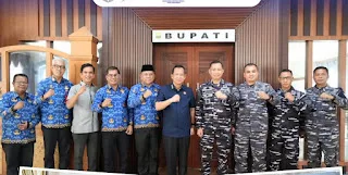 Komandan Pangkalan TNI Angkatan Laut (Danlanal) Palembang, Kolonel Laut (P) Arry Hendrawan, M.Tr.Opsla., melakukan kunjungan silaturahmi ke Pemerintah Kabupaten Muaro Jambi