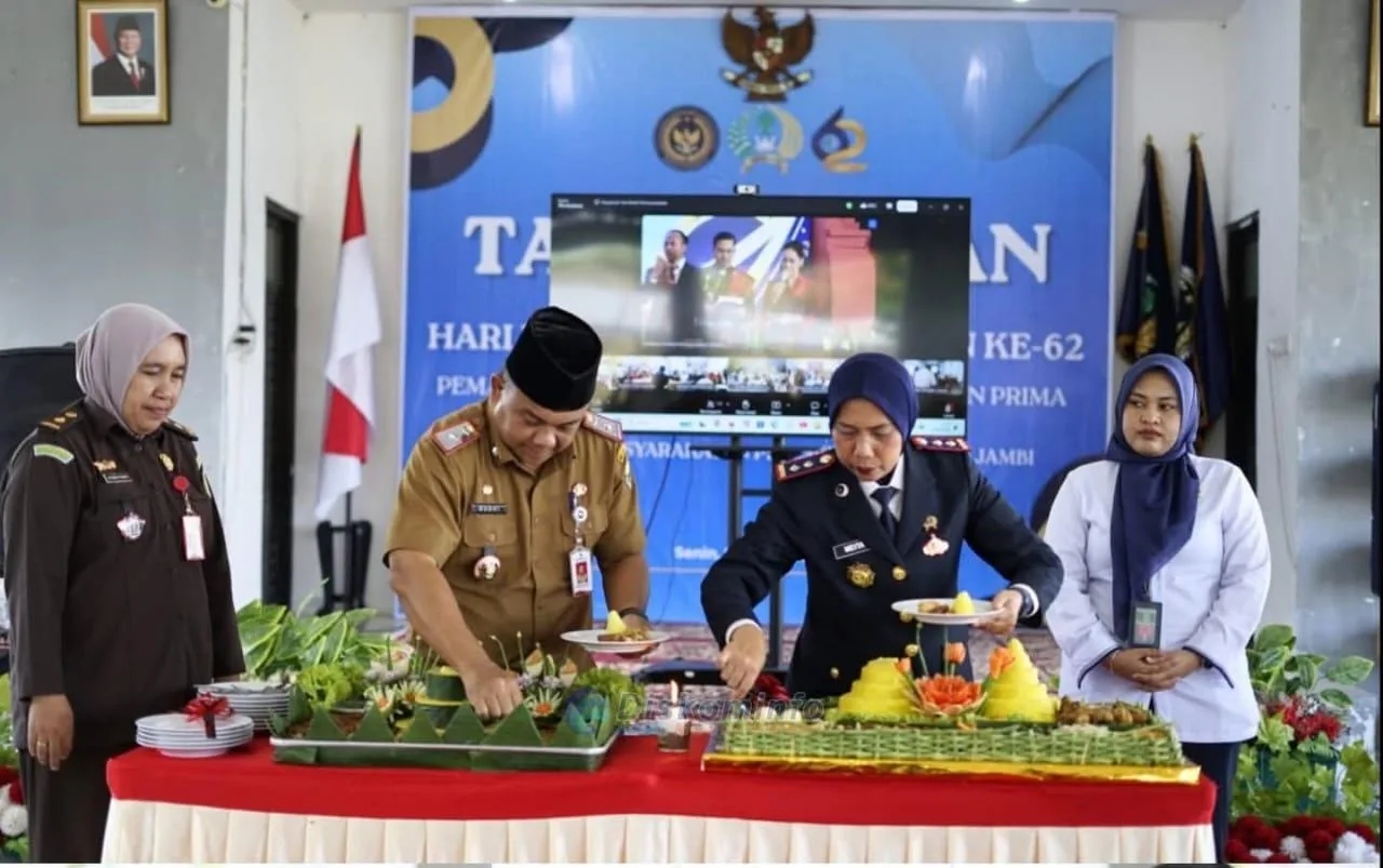 Sekretaris Daerah Budhi Hartono menghadiri kegiatan tasyakuran Hari Bhakti Pemasyarakatan (HBP) ke-62