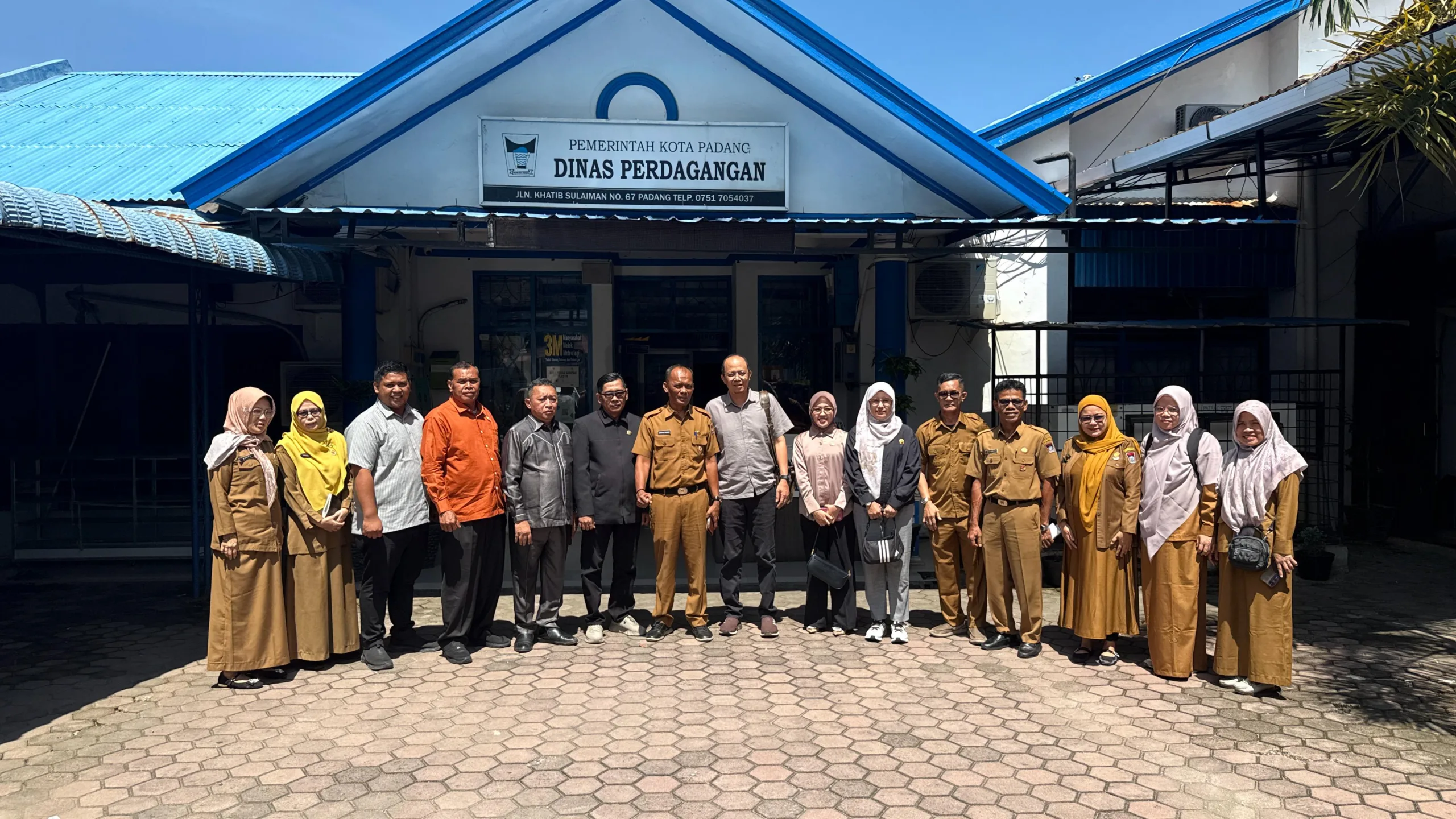 Rombongan DPRD Muaro Jambi menilai Kota Padang memiliki sejumlah inovasi dan terobosan dalam pengembangan sektor UMKM yang layak dijadikan referensi untuk diterapkan di Kabupaten Muaro Jambi.