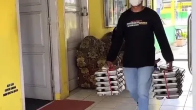 Provinsi Jambi, menjadi sorotan publik usai video pengembalian makanan tersebut viral di media sosial.
