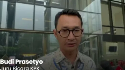 Juru Bicara KPK, Budi Prasetyo, menyampaikan bahwa penggeledahan dilakukan sebagai bagian dari pendalaman penyidikan terhadap kasus yang sebelumnya telah menyeret Bupati Bekasi nonaktif Ade Kuswara Kunang