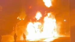 Truk Hangus Terbakar di Jalinsum KM 38 Sekernan, Damkar Habiskan 8.000 Liter Air