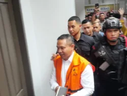 Sidang Tipikor Pekanbaru, Abdul Wahid Klaim Tak Ada Pelanggaran Hukum dalam Kasusnya