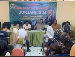 Reses di Desa Berembang, Wakil Ketua II DPRD Muaro Jambi Jurjani Soroti Kerusakan Jalan