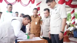 Wamentan Sudaryono Lantik Sutan Adil Hendra sebagai Ketua HKTI Jambi 2026-2029