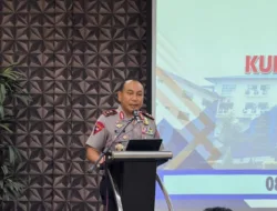 Kapolda Riau Copot Kapolsek dan Kanit Reskrim Panipahan Usai Demo Ricuh di Rokan Hilir