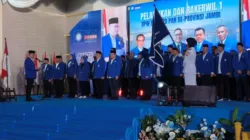 Zulhas Lantik Pengurus PAN se-Provinsi Jambi, Targetkan Tiga Besar Nasional