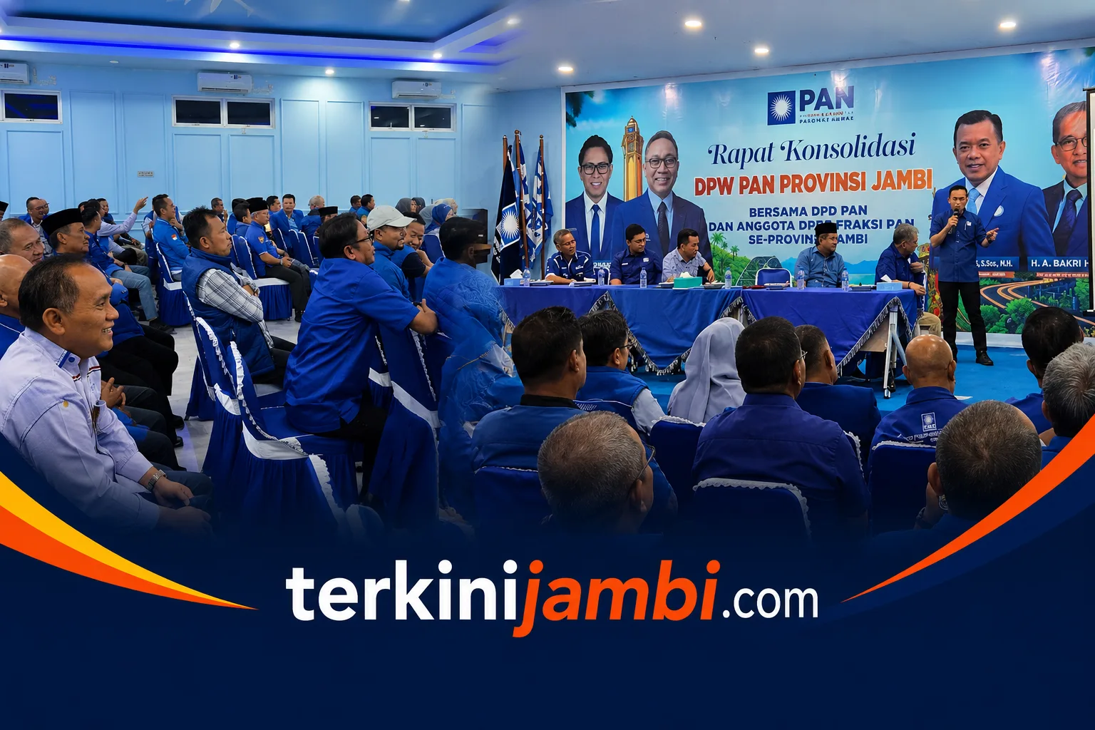 Anggota DPRD Kabupaten Muaro Jambi dari Fraksi Partai Amanat Nasional (PAN) menghadiri rapat konsolidasi bersama Dewan Pimpinan Daerah (DPD) PAN Provinsi Jambi.