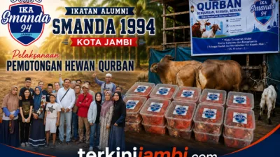 IKA SMANDA 94 Kota Jambi Sembelih 3 Sapi dan 1 Kambing, Bagikan 285 Paket Kurban
