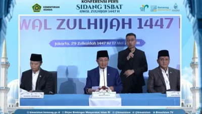 Menteri Agama RI, Nasaruddin Umar, menyampaikan bahwa keputusan tersebut diambil berdasarkan hasil hisab dan rukyatul hilal yang dilakukan di berbagai wilayah Indonesia.