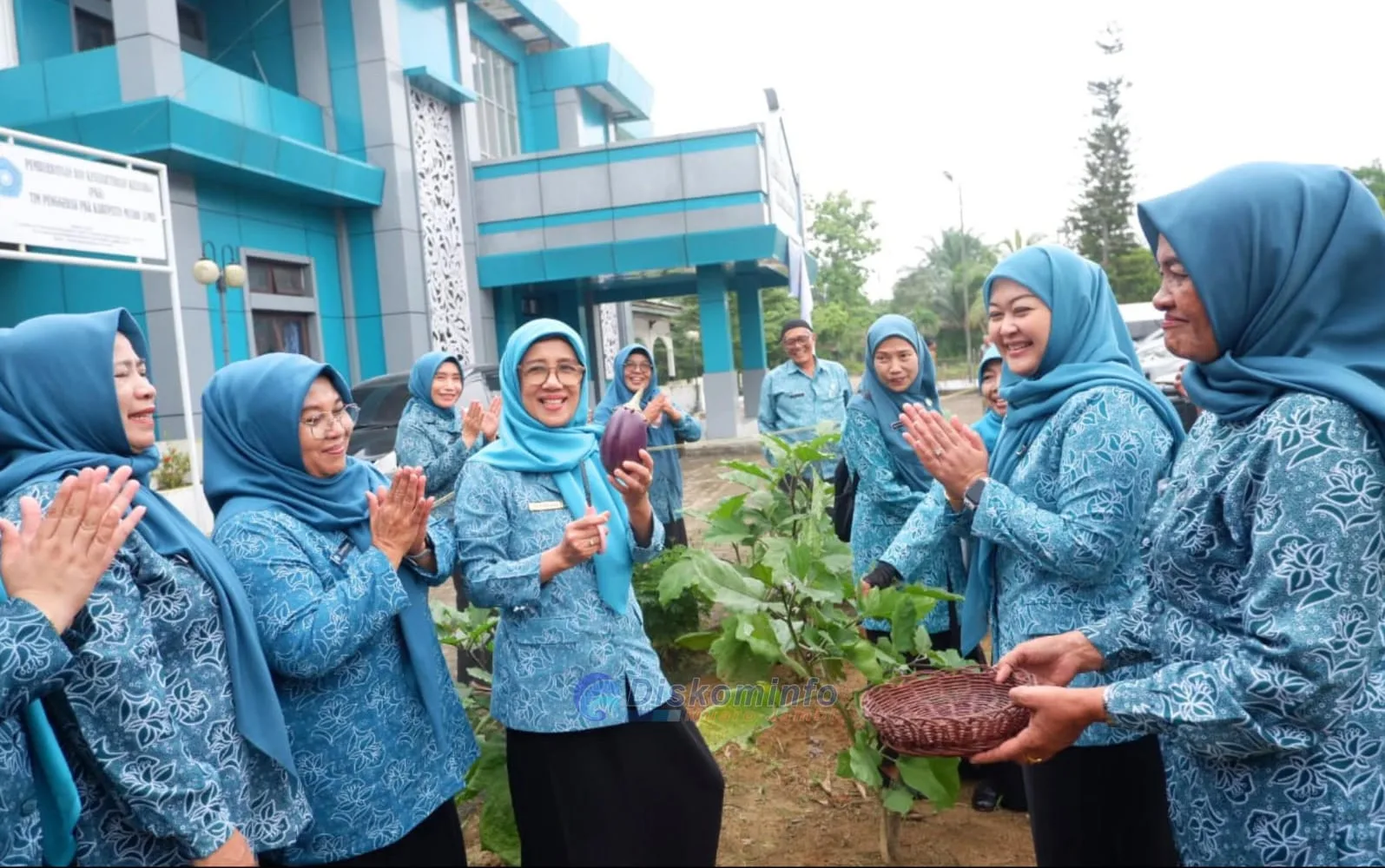 Novi Astrianti menyampaikan apresiasi atas kunjungan Tim Supervisi TP PKK Provinsi Jambi yang dinilai menjadi momentum penting untuk memperkuat kualitas pelaksanaan program pemberdayaan keluarga di daerah.