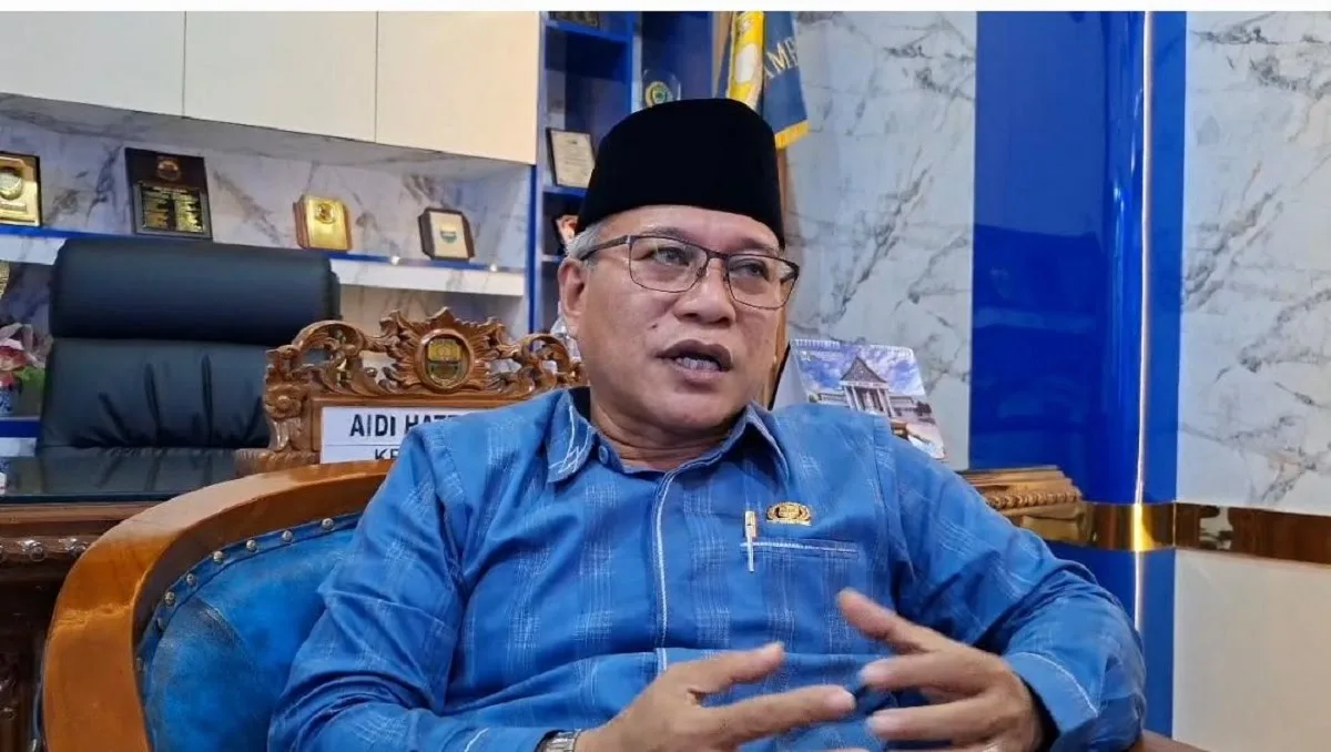 Ketua DPRD Kabupaten Muaro Jambi, Aidi Hatta, S.Ag., menyoroti masih adanya anak-anak yang putus sekolah di Kabupaten Muaro Jambi.