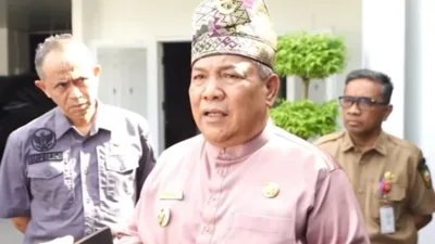 Pelaksana Tugas (Plt) Gubernur Riau SF Hariyanto yang menyebut Program Makan Bergizi Gratis (MBG) berdampak terhadap penerimaan Pendapatan Asli Daerah (PAD) Provinsi Riau.