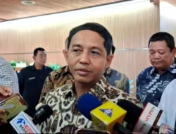 KPK: Raja Juli Antoni Baru Laporkan Penolakan Gratifikasi Bupati Kuansing Setelah OTT Digelar