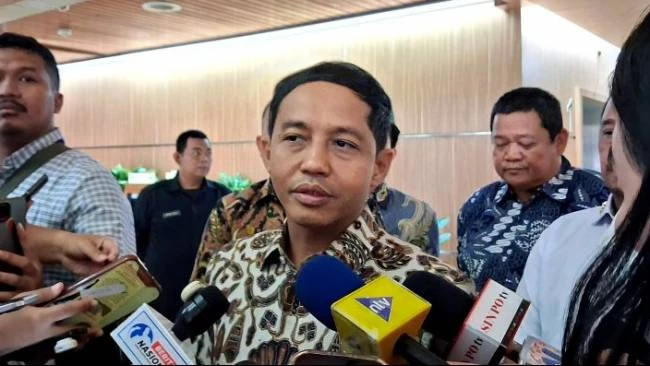 Komisi Pemberantasan Korupsi (KPK) mengungkap Menteri Kehutanan, Raja Juli Antoni, baru menyampaikan laporan penolakan gratifikasi yang diduga berasal dari Bupati Kuantan Singingi (Kuansing), Suhardiman Amby,