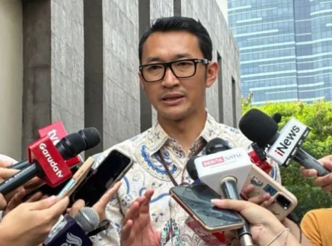 Juru Bicara KPK, Budi Prasetyo, mengatakan pemeriksaan dilakukan terhadap SF Hariyanto dalam kapasitasnya sebagai Wakil Gubernur Riau.